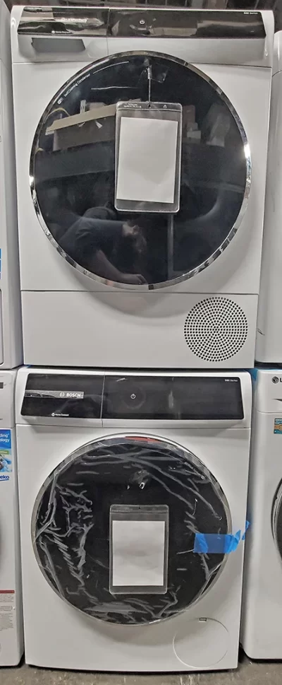 Bosch 500 Series WQB245B0UC and WGB24600UC 24" Electric Ventless Washer and Dryer Set