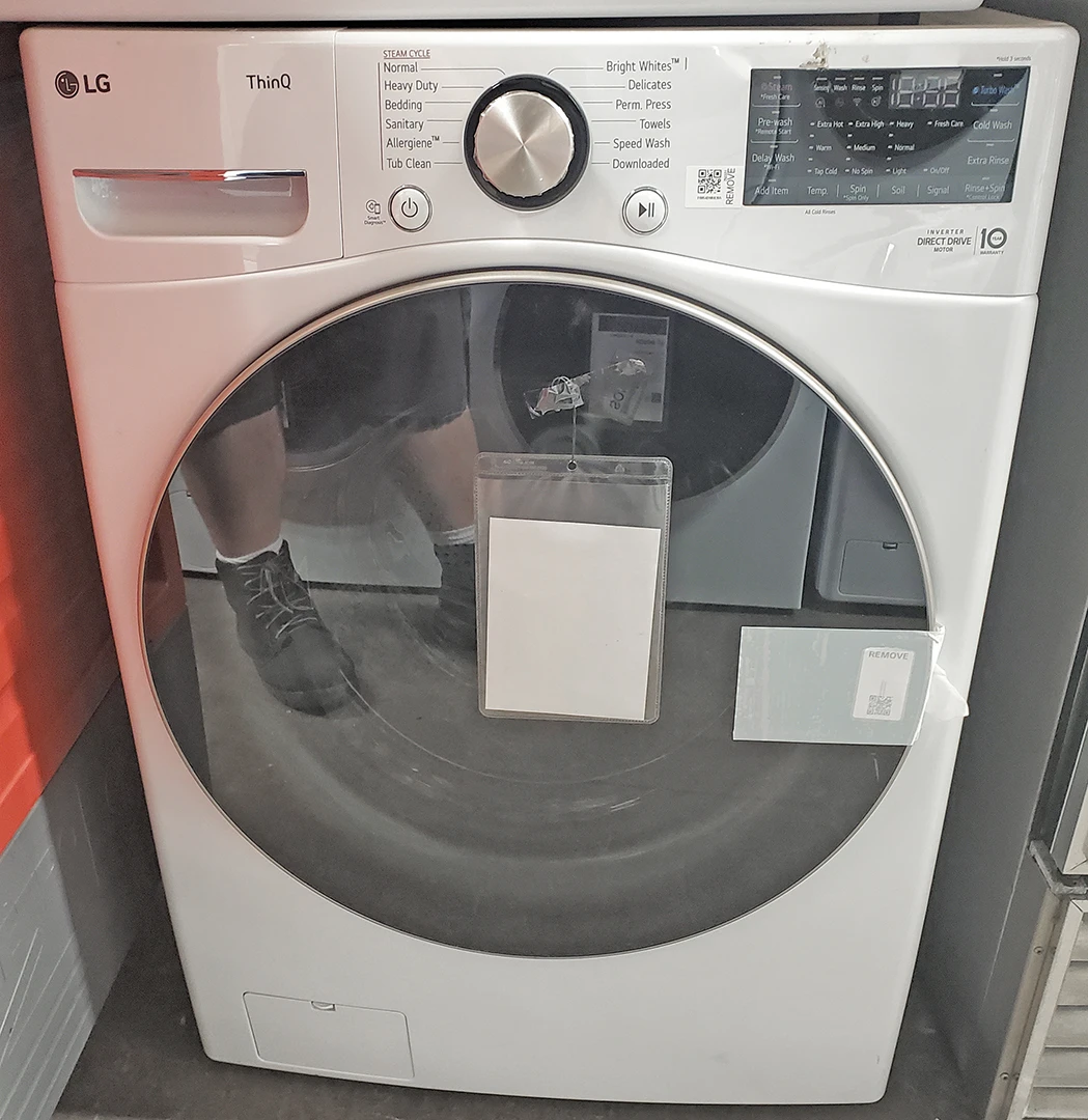 LG DLEX4000W and WM4000HWA Front Load Washer and Electric Dryer - Image 4