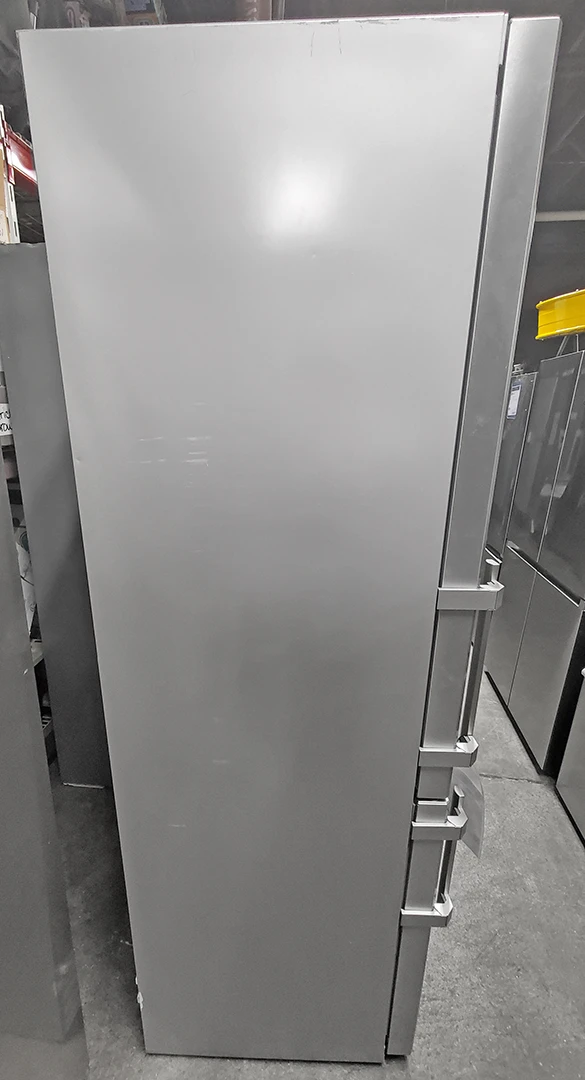 Liebherr SCB7760IM 30" Freestanding/Semi Built-In Bottom Mount Refrigerator - Image 11