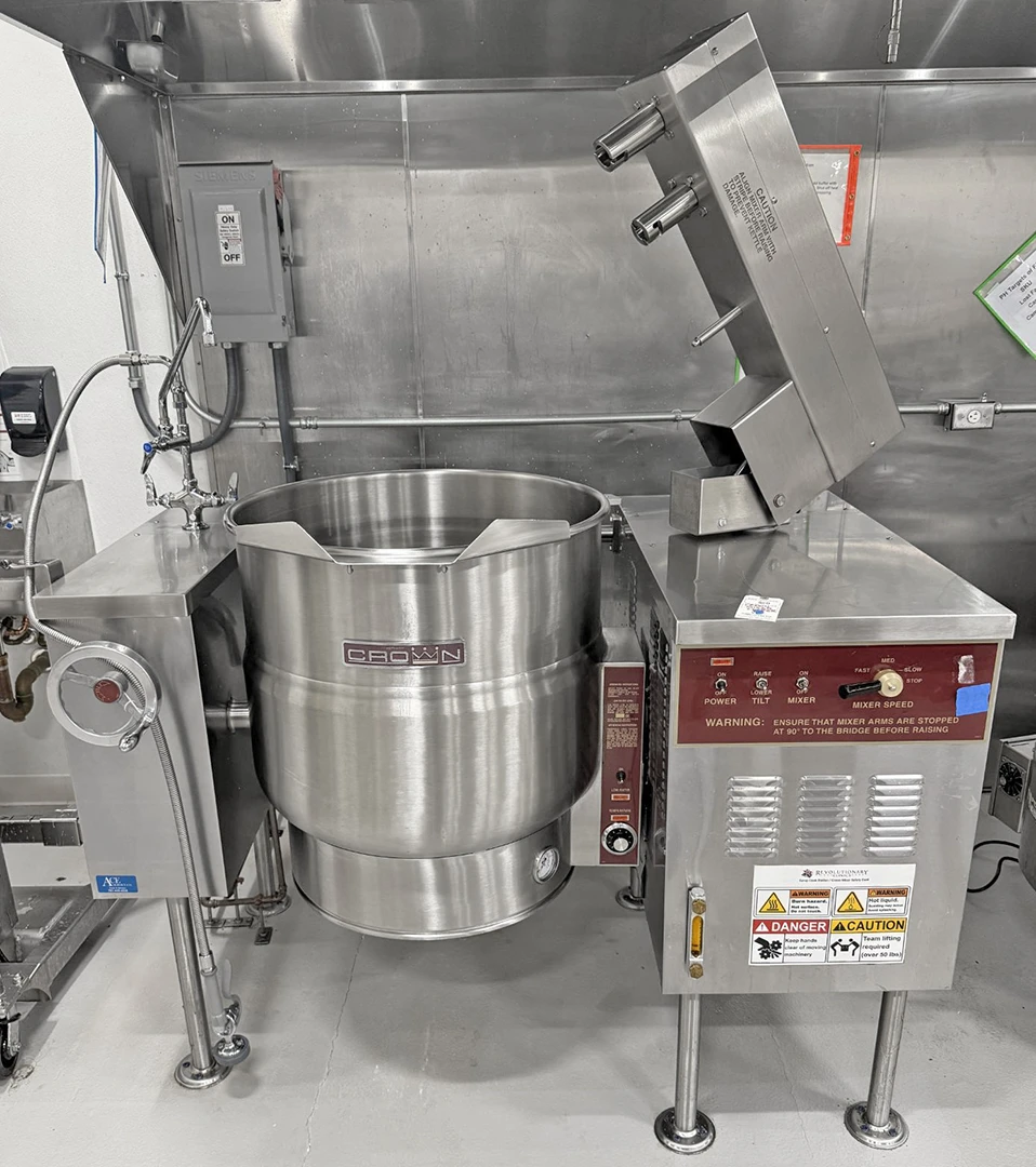 Crown Middleby ELTM-40 Electric Tilting Kettle/Mixer 40 Gallon