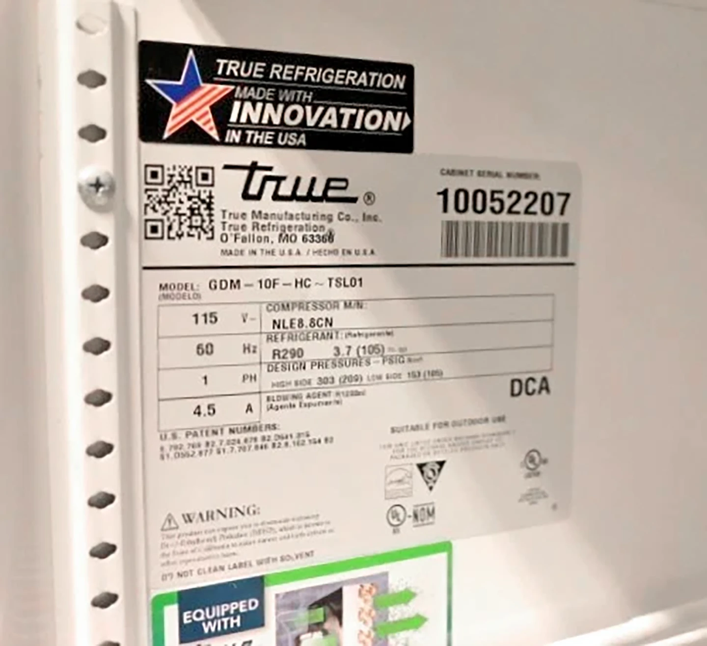 True GDM-10F-HC~TSL01 24 7/8" Black Glass Door Merchandiser Freezer "A" - Image 8
