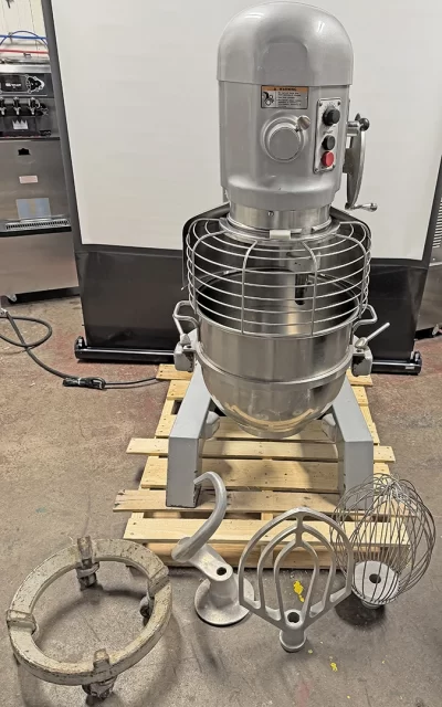 Hobart H-600T 60qt Mixer 200V 3 Ph 2 HP Stainless Steel NSF Bowl & 3 Attachments