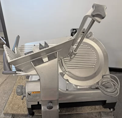 Hobart HS7-N Automatic Meat & Cheese Slicer w/ 13" Blade - Belt Driven, 1/2 hp