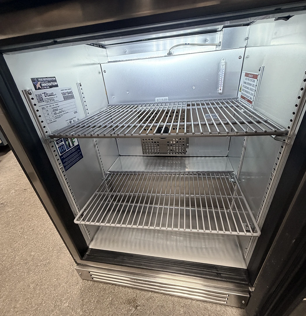 True TUC-24G-HC~FGD01 24" Undercounter Refrigerator with Glass Door - Image 6