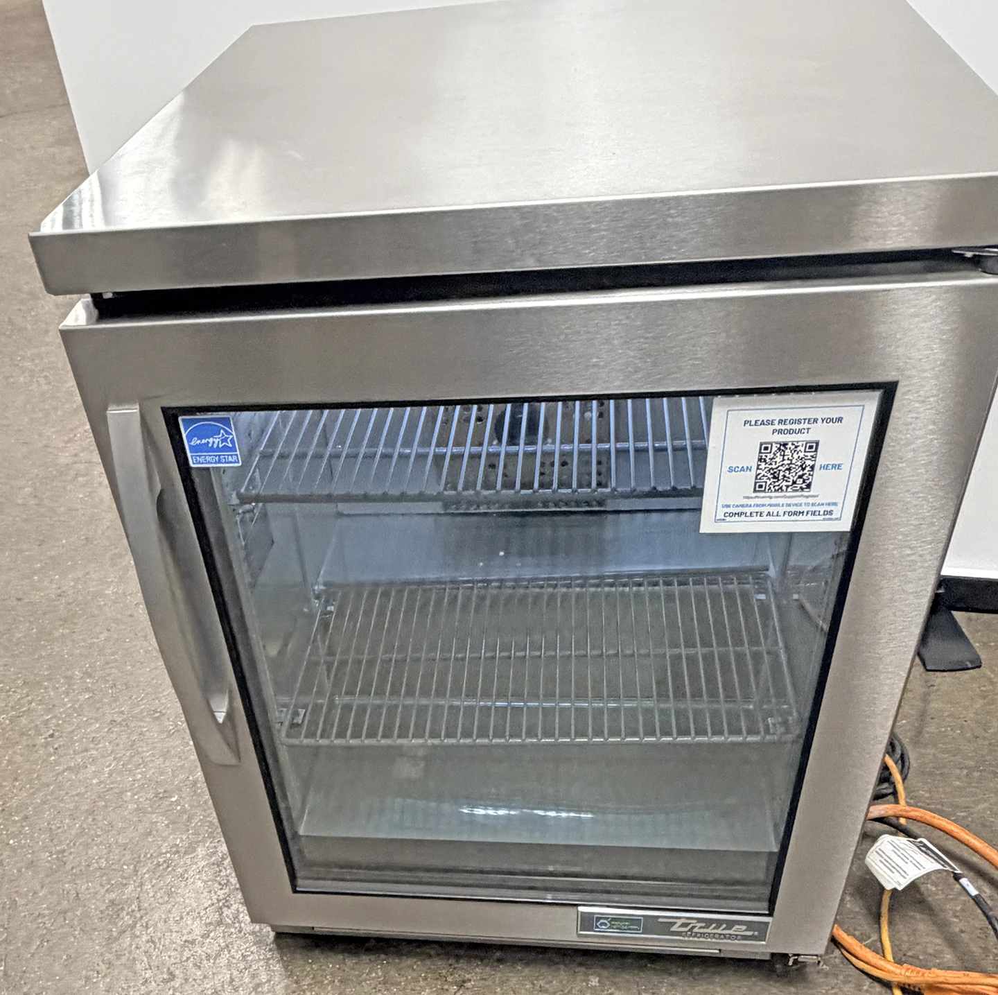 True TUC-24G-HC~FGD01 24" Undercounter Refrigerator with Glass Door - Image 8