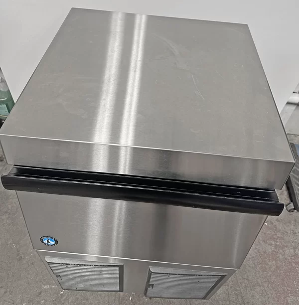 Hoshizaki F-330BAJ-C 288 lb F Series Nugget Ice Machine with 80 lb Storage Bin Air Cooled - Image 4