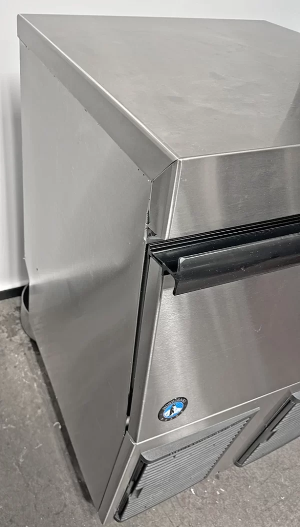 Hoshizaki F-330BAJ-C 288 lb F Series Nugget Ice Machine with 80 lb Storage Bin Air Cooled - Image 6