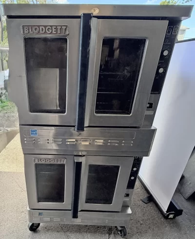 Blodgett Zephaire 240G Natural Gas Double Deck Standard Depth Convection Oven with Casters