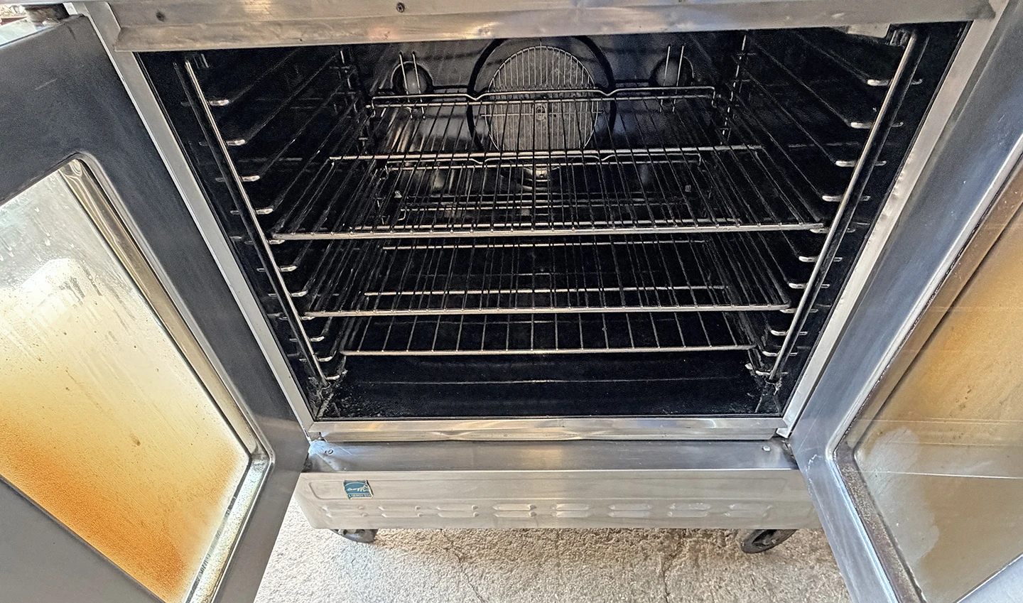 Blodgett Zephaire 240G Natural Gas Double Deck Standard Depth Convection Oven with Casters - Image 3