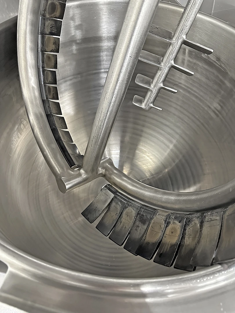 Crown Middleby ELTM-40 Electric Tilting Kettle/Mixer 40 Gallon - Image 9