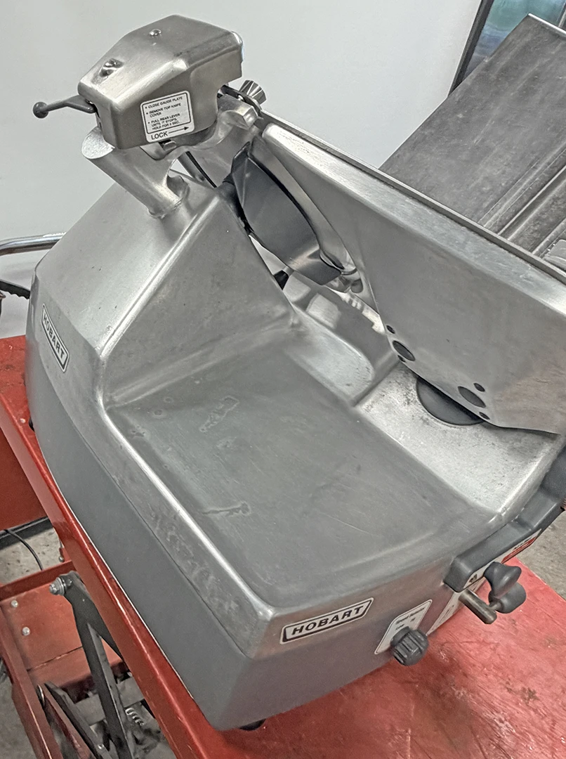 Hobart 2712 Automatic Meat/Cheese Slicer with Sharpener - Image 4