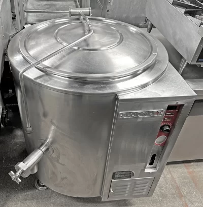 Blodgett KLS-30G Crown 47433 30 Gallon Steam Kettle W/ Draw off Natural Gas