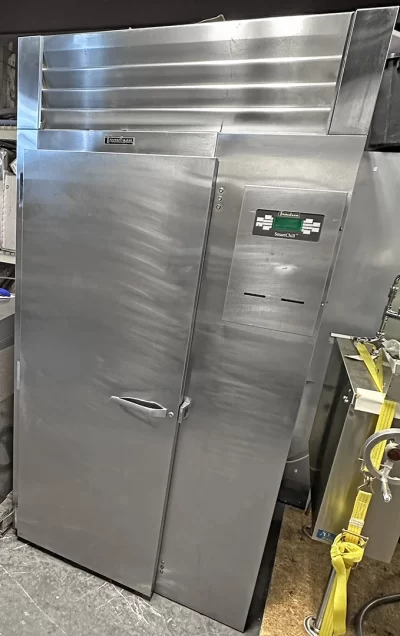 Traulsen RBC200 Remote Roll-In 200 lb Blast Chiller