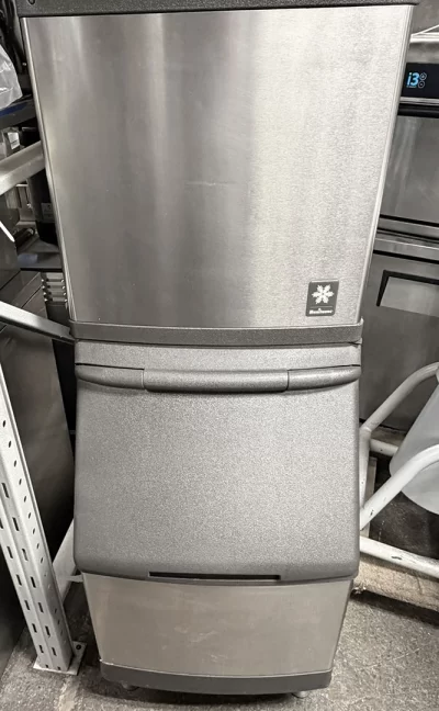Manitowoc Ice QY-0324A 22" Q-Series Half Cube Ice Machine Head 320 lb 22" S320 Ice Bin