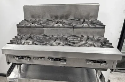 Vulcan VHP636U Achiever 36" Countertop 6 Burner Step-Up Gas Hotplate Natural Gas