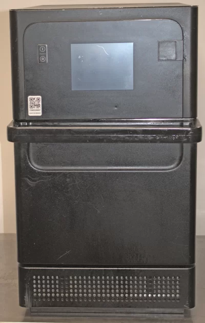 Merrychef eikon e2s Classic High-Power High-Speed Accelerated Cooking Countertop Oven 208V Single Phase