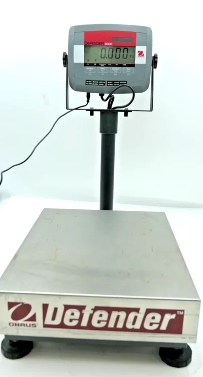 Ohaus Defender 3000 Series T31P D30BR Scale with Digital Display 30kg / 60Lb Capacity