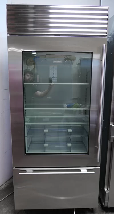Sub-Zero BI-36UG/S/TH 36" Built-in Bottom-Freezer Refrigerator with Glass and Stainless Door