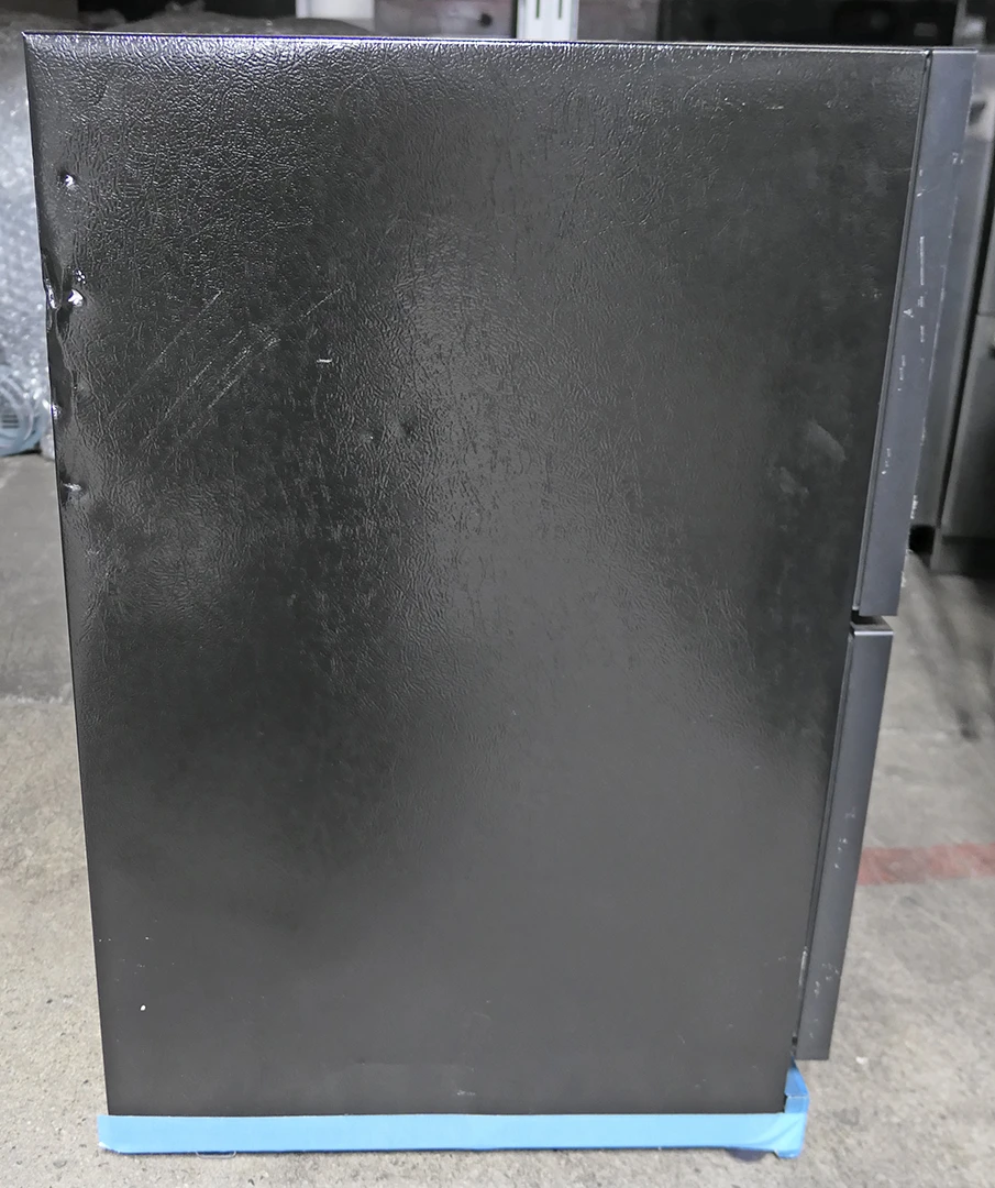 Thermador Freedom Collection T24UR905DP 24" Built-In Undercounter Double Drawer Refrigerator - Image 4