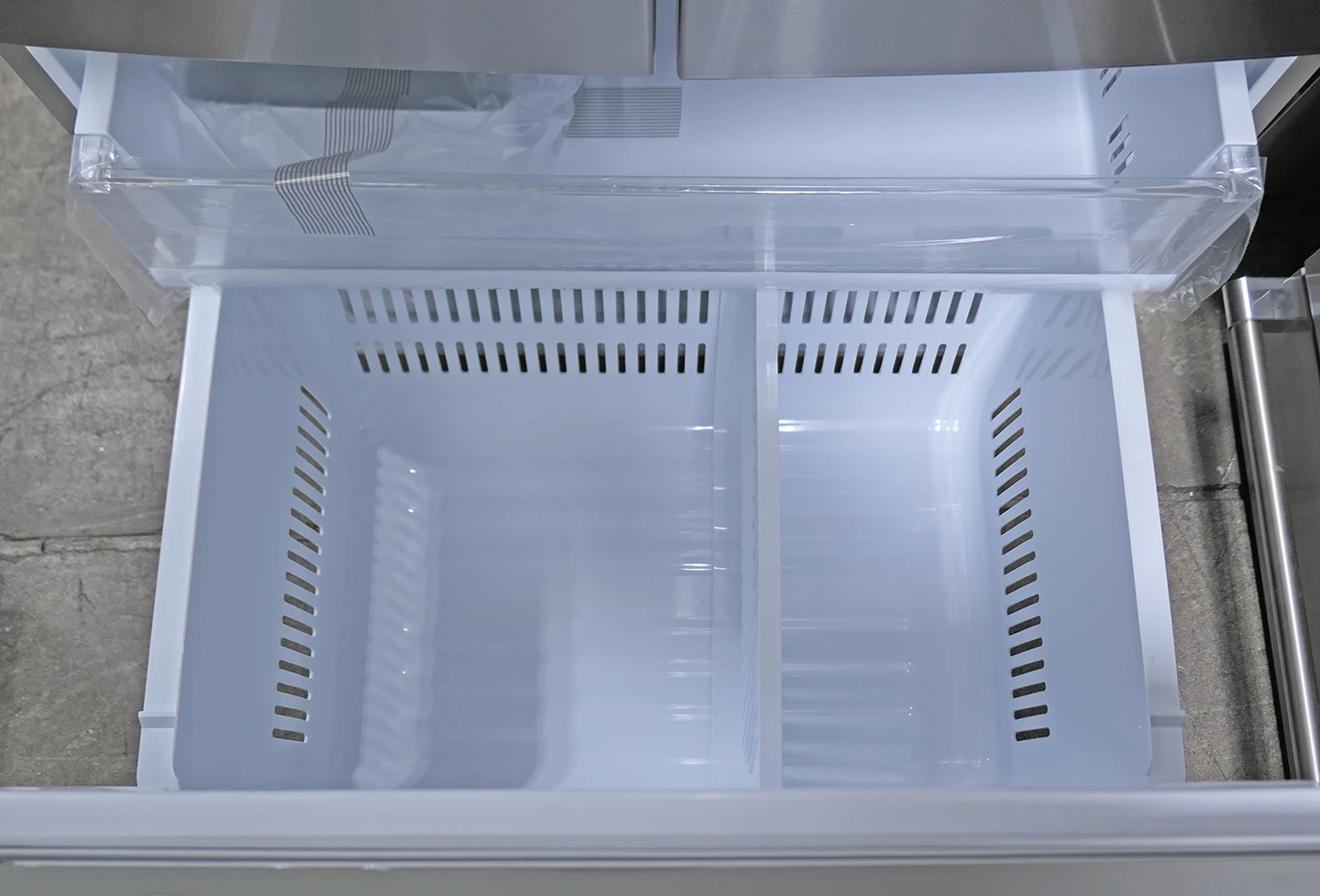 LG LRFS28XBS 36" Smart French Door Refrigerator Stainless Steel - Image 6