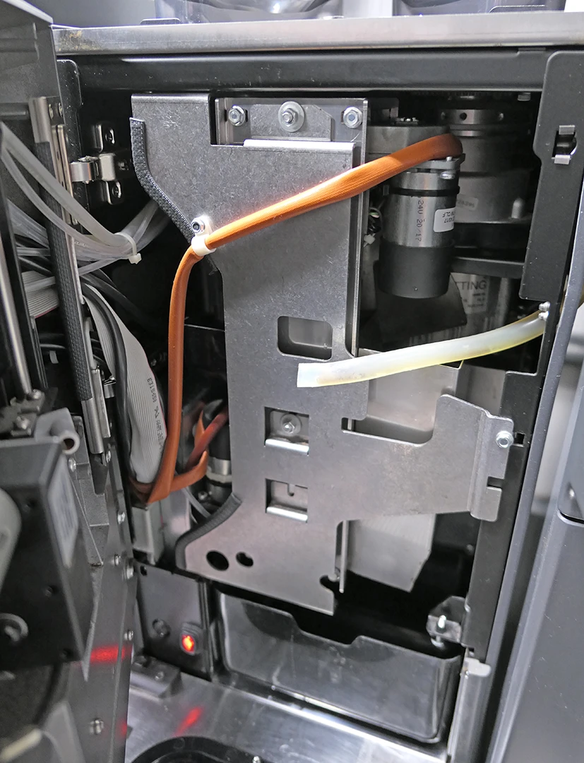 Rancilio Egro ONE BYO Superautomatic Espresso Machine With Fridge and Powder Module - Image 12