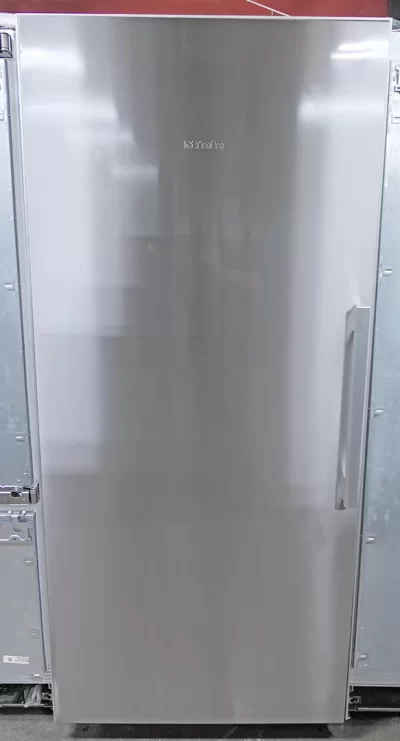 Miele MasterCool Series F2912SF / F2912VI 36" Smart Freezer Column