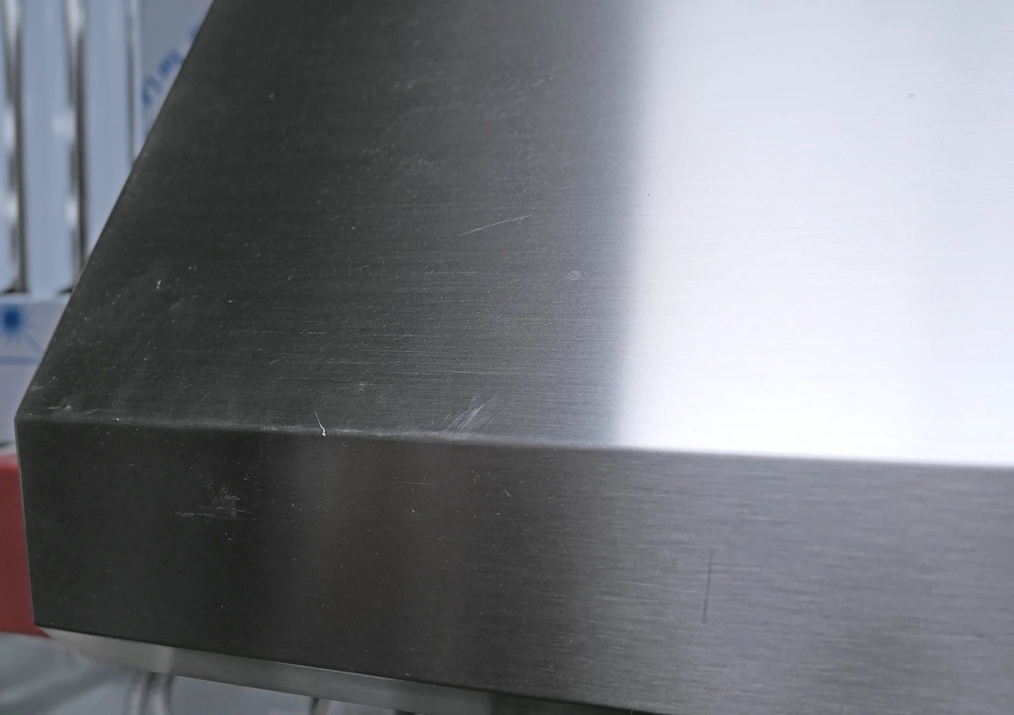 Faber Professional Collection MAES48SS Maestrale Wall-Mount Canopy Hood 1200CFM Internal Blower - Image 6