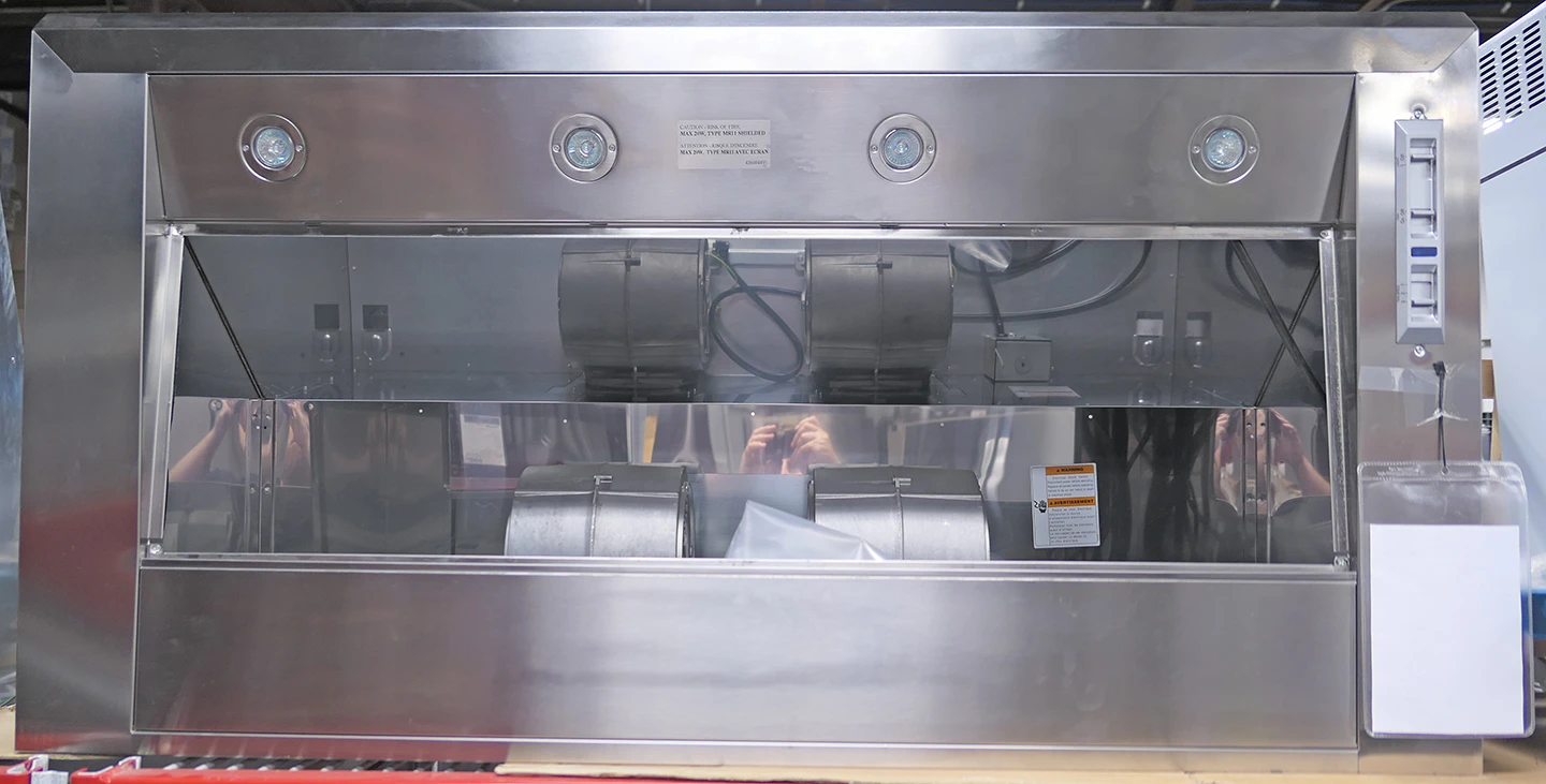 Faber Professional Collection MAES48SS Maestrale Wall-Mount Canopy Hood 1200CFM Internal Blower - Image 3