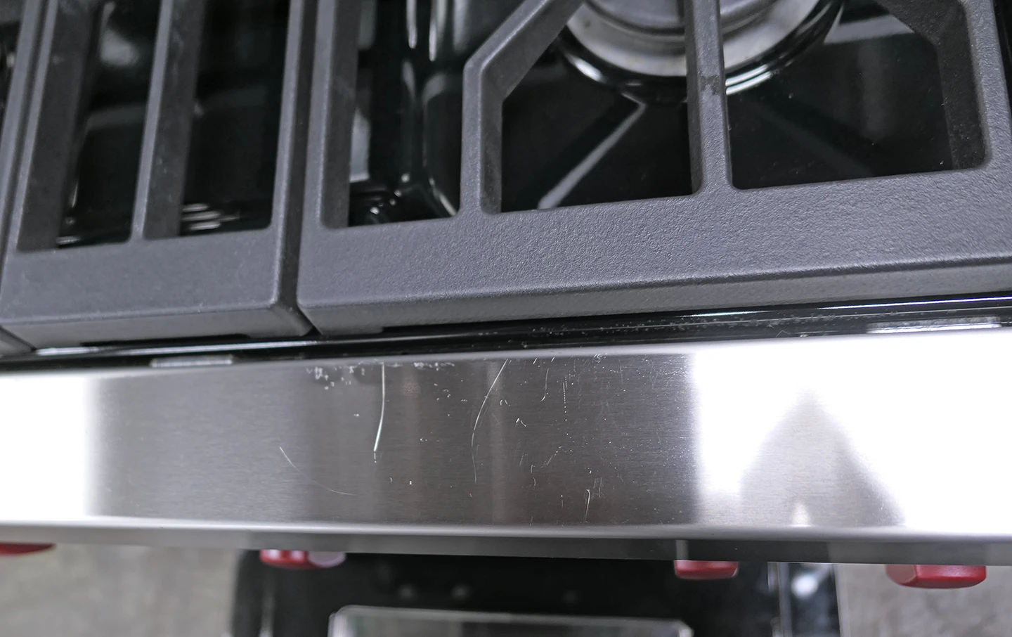 Wolf GR304 30" Pro-Style Freestanding Gas Range Stainless Steel - Image 4