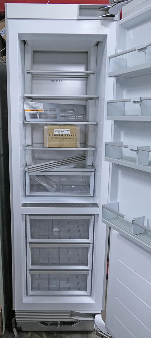 Fisher & Paykel Series 9 RS2484FRJ1 24" Panel Ready Freezer Column - Image 2