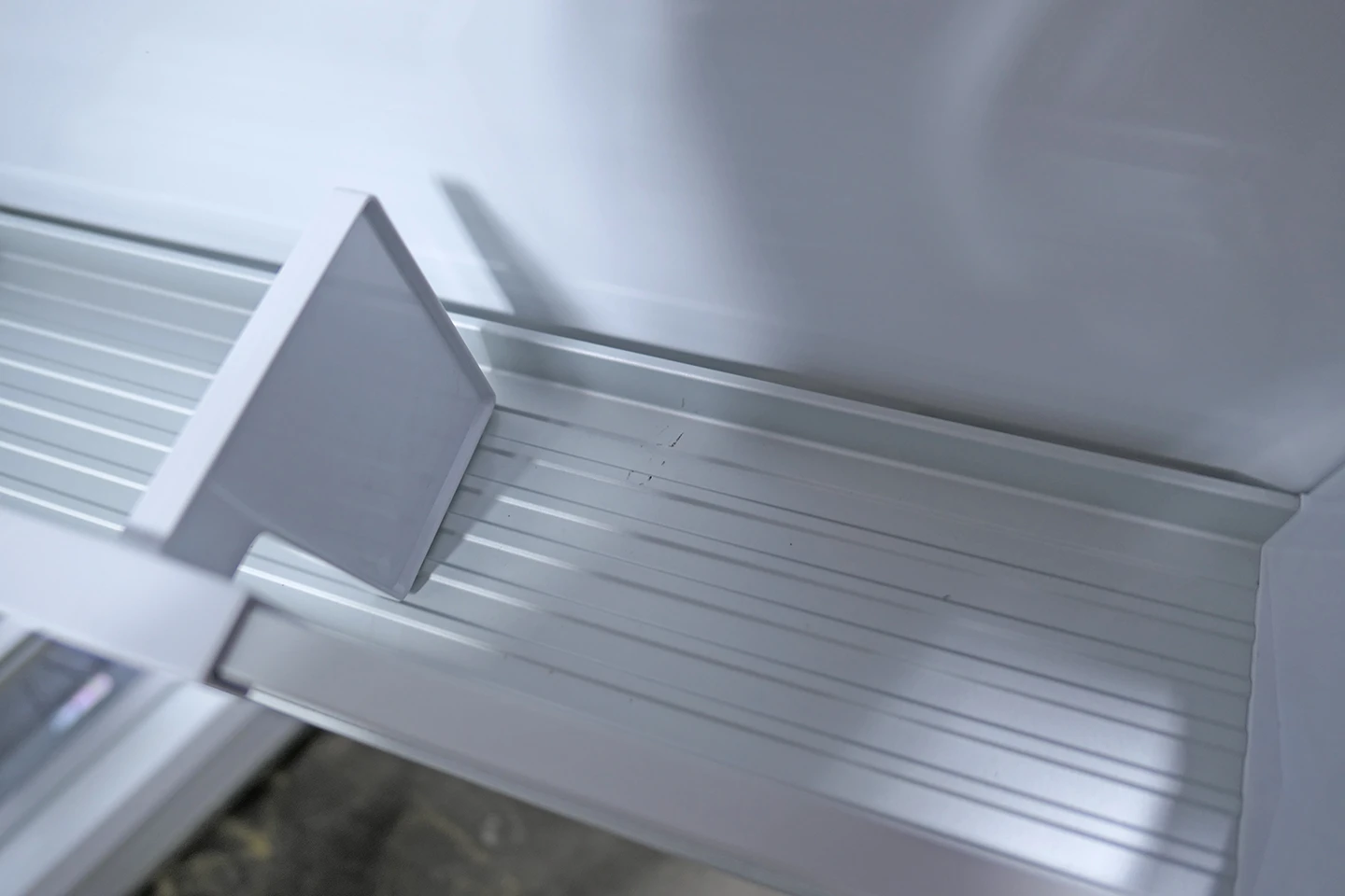 Fisher & Paykel Series 9 RS2484FRJ1 24" Panel Ready Freezer Column - Image 4
