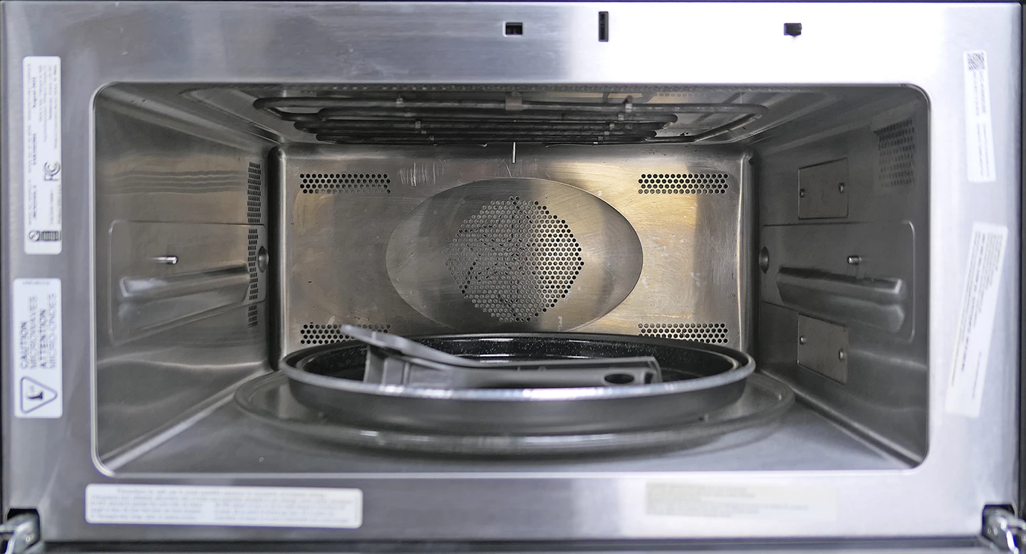 Jenn-Air RISE JMC6224HL 24" Single Speed Smart Electric Wall Oven - Image 2