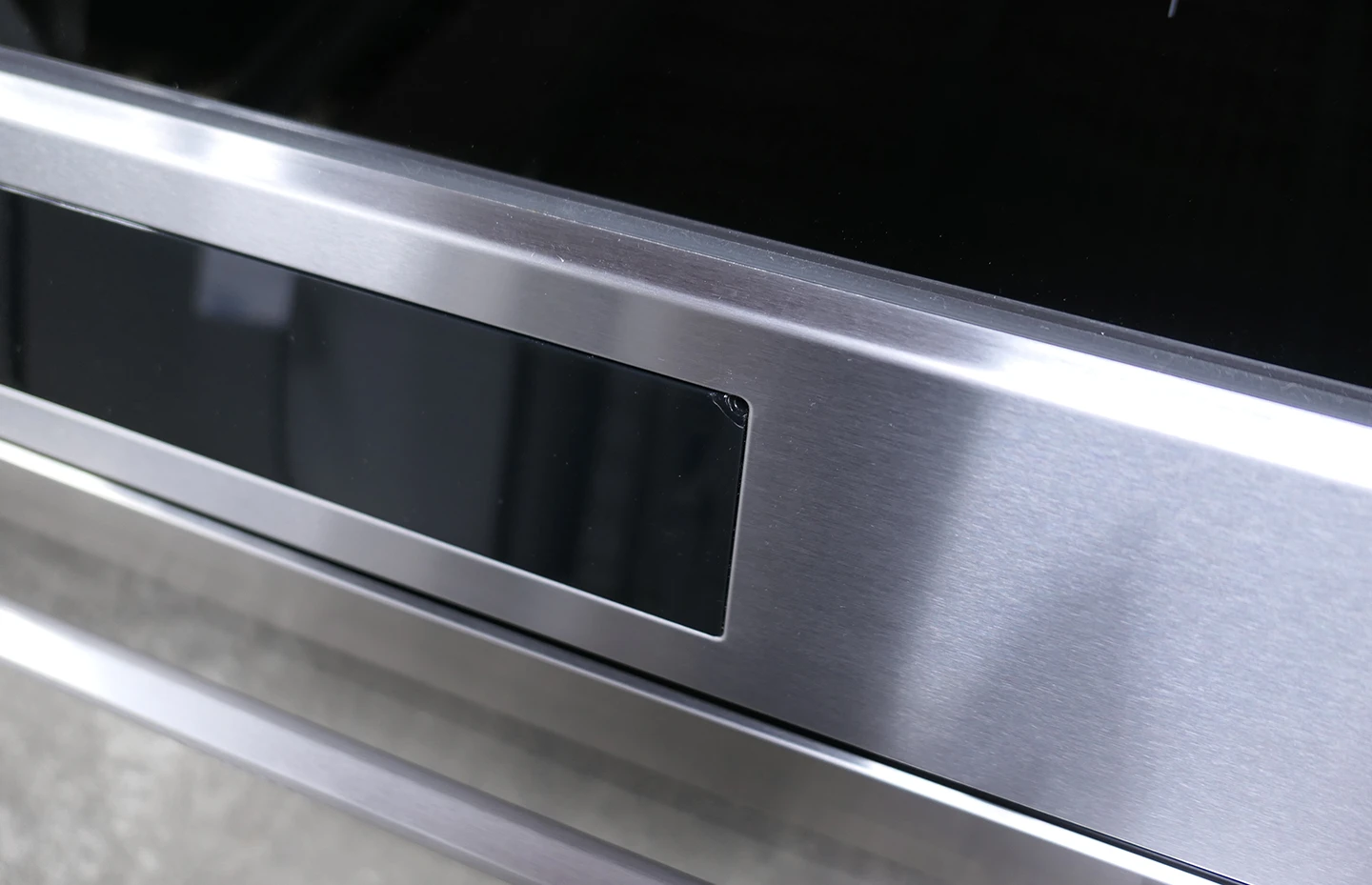 Bosch 500 Series HIF5050MU 30" Induction Slide-In Range - Image 5