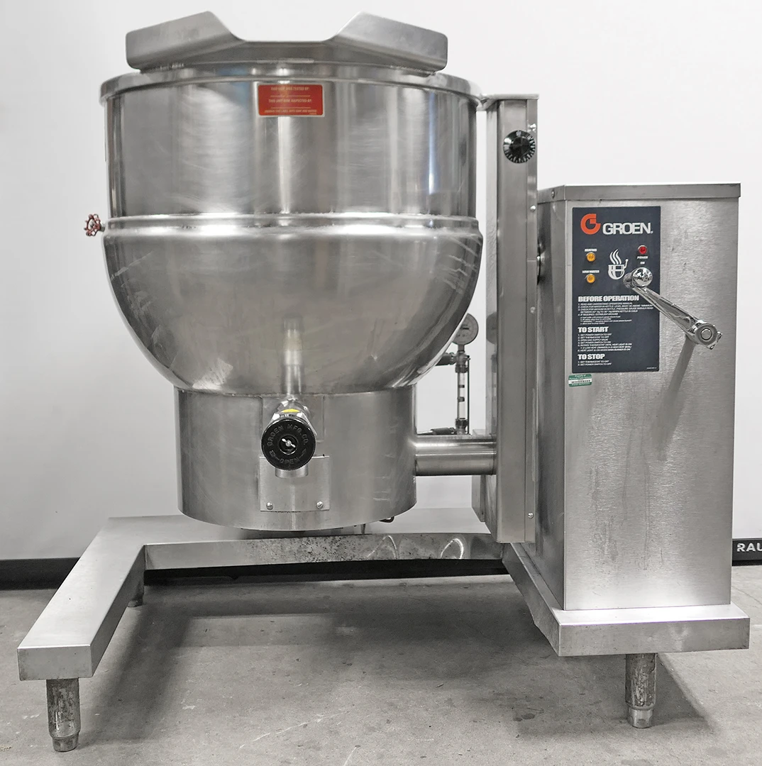 Groen DHT-1/40 gal Steam Kettle - Manual Tilt, 2/3 Jacket, Natural Gas