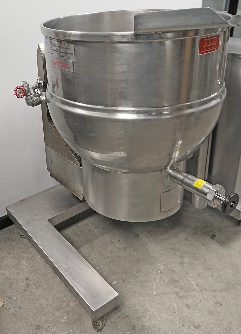 Groen DHT-1/40 gal Steam Kettle - Manual Tilt, 2/3 Jacket, Natural Gas - Image 9