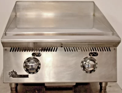 Star 824TCHSA 24" Gas Griddle with Thermostatic Controls - 1" Chrome Plate Natural Gas