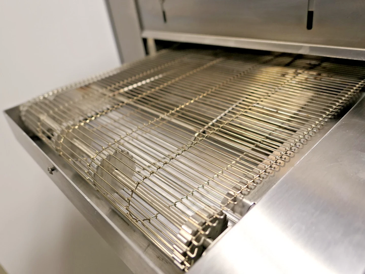 Middleby Marshall Toastmaster CTX TCO2114T Electric Conveyor Pizza Bake Oven - Image 6