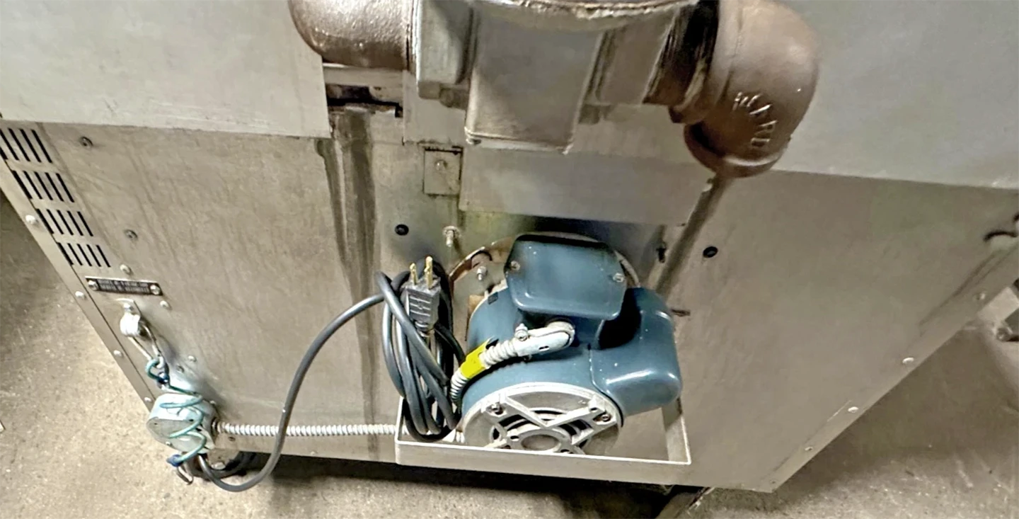 Vulcan V4B36C V Series Heavy Duty 36" 4 Burner Gas Range w/Convection Oven - Image 11