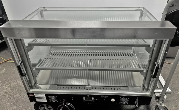 Hatco IHDCH-45 Stainless Steel 45" Full Service Heated Display Warmer with Humdity Control - Image 3