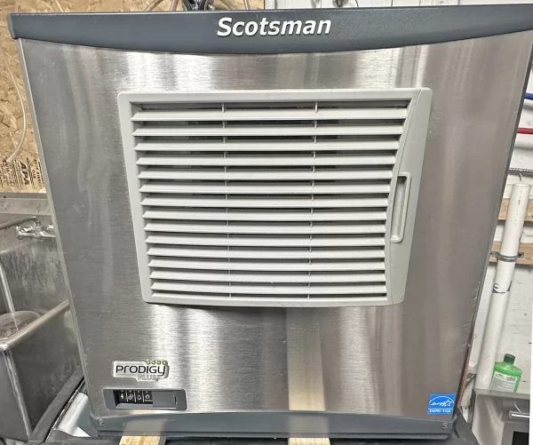 Scotsman C0322MA-1D 22" Full Cube Ice Machine Head - 356 lb/24 hr, Air Cooled