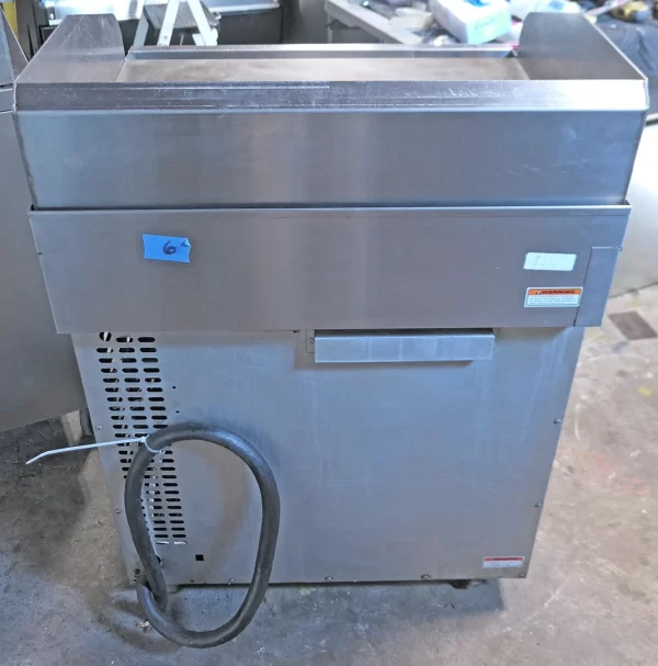 Lang RT30F-208VCF 30″ Electric Range with Griddle 3 phase - Image 5