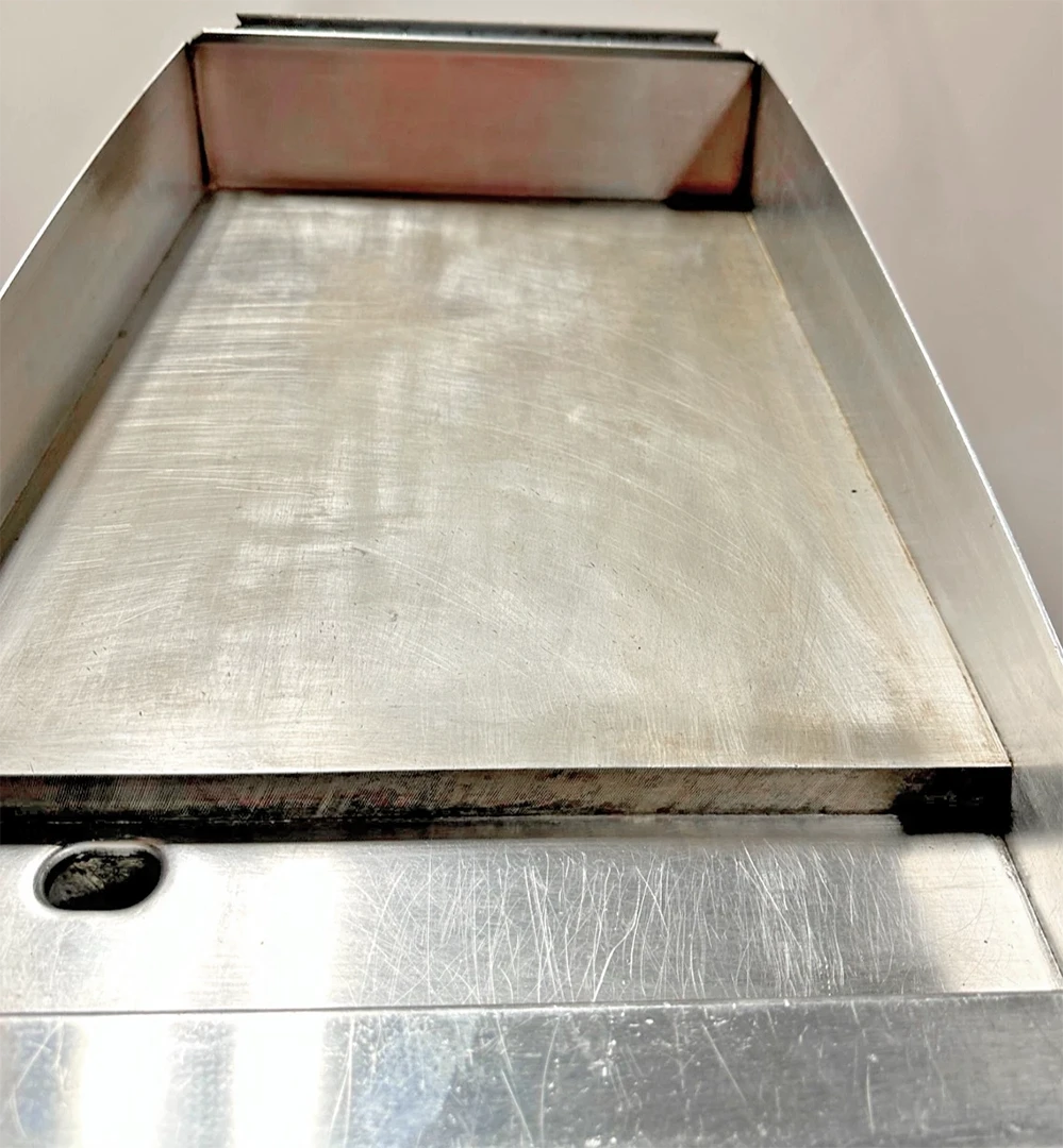 Star 615TF 15" Gas Griddle with Thermostatic Controls - 1" Steel Plate - Image 2